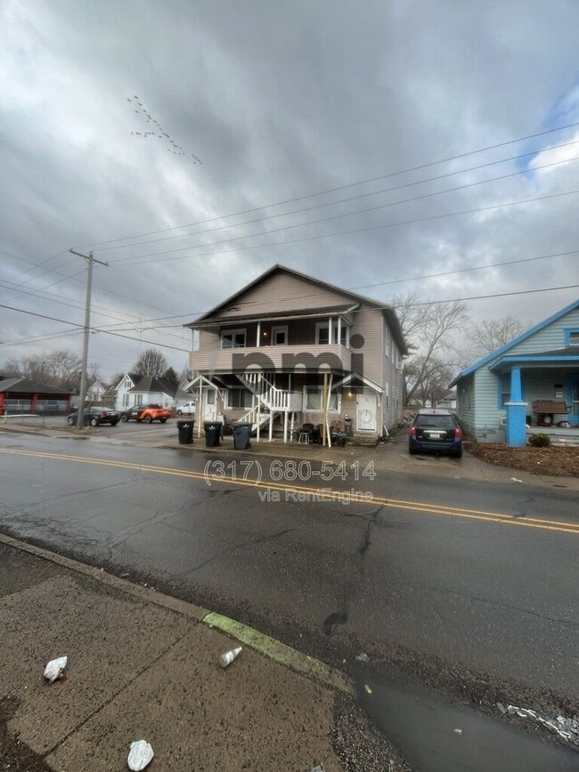 Photo - 213 1/2 S Madison Ave