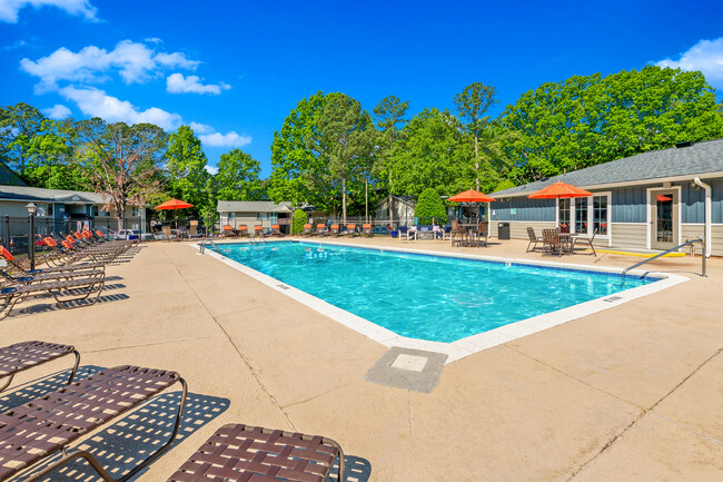 Photo - Oxford Square Apartments