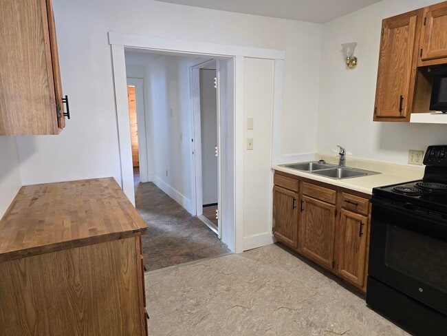 Photo - 147-149-149 Laurel St Unit 2