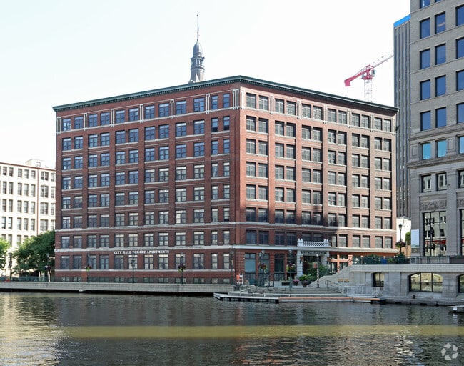 City Hall Square Apartments