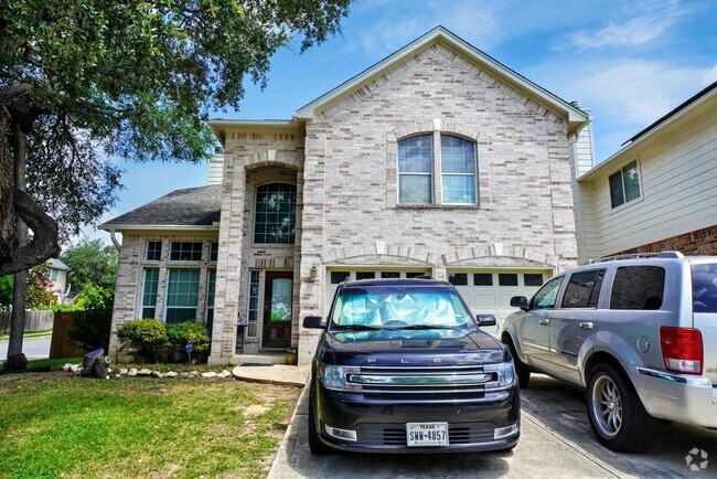 Building Photo - Spacious 3-Bedroom Home in Jonas Woods wit...