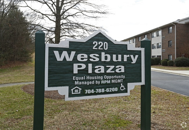 Photo - The Wesbury and Wesbury Plaza