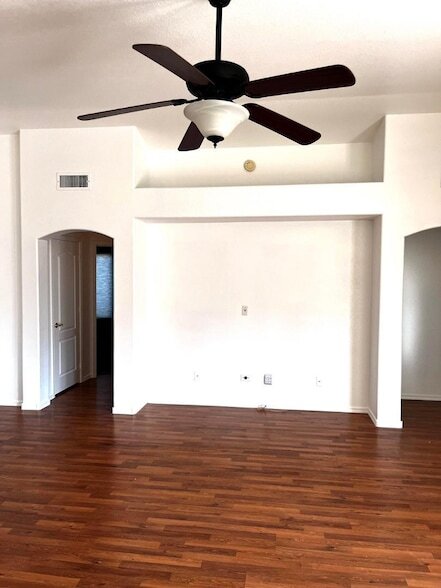 Photo - 2429 E Patrick Ln