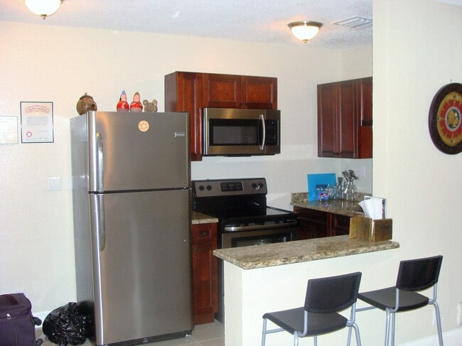 Photo - 1105 NE 15th St Unit 2