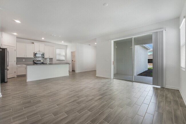 Photo - 6430 Limberpine Aly