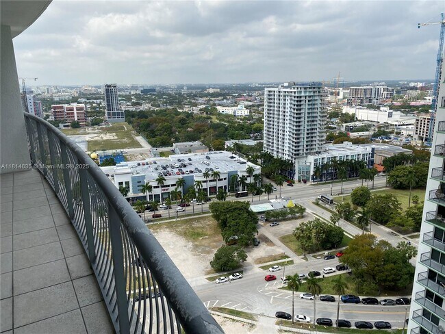 Photo - 1750 N Bayshore Dr Unit 2609