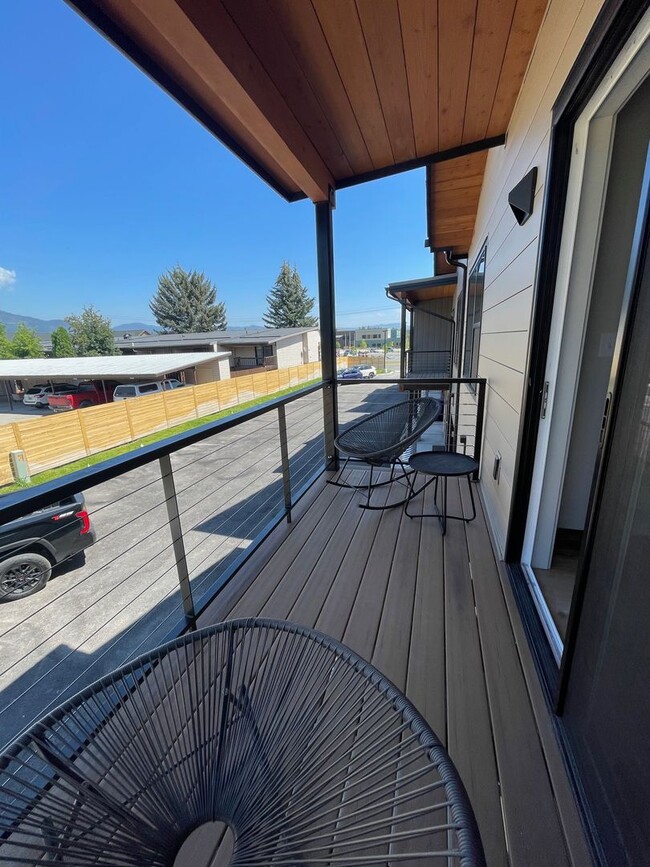 Photo - Whitefish townhouse for rent! 3 bed 2.5 bath 1 car attached garage. Walking distance to downtown ...