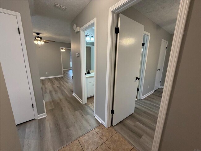 463 Durden Rd