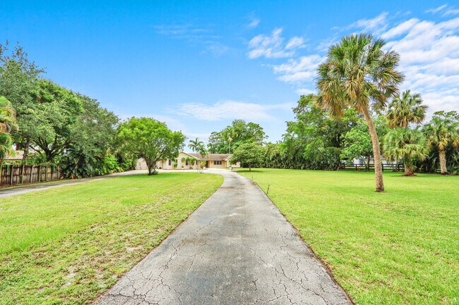 Photo - 4529 Square Lake Dr