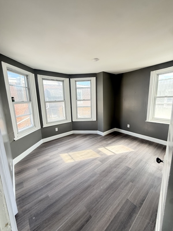 Photo - 5812 Alter St