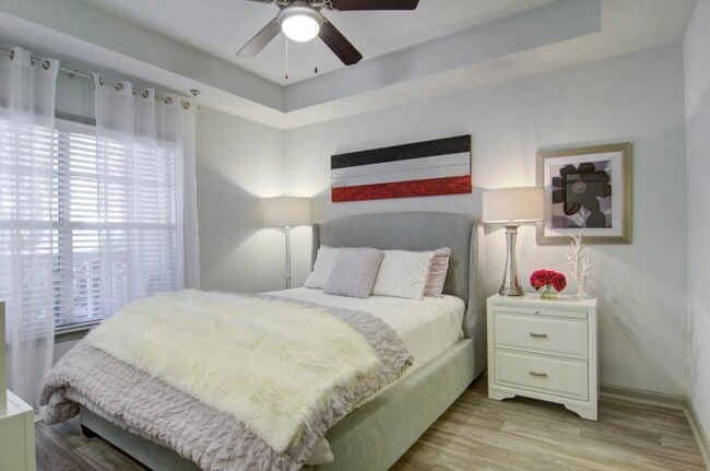 Photo - 1970 Peachford Rd Unit 06204