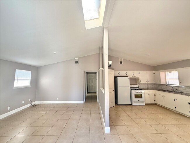 Photo - 12842 Corpus Christi St