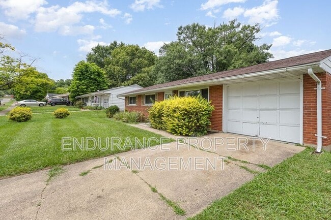 Photo - 455 Rockford Dr