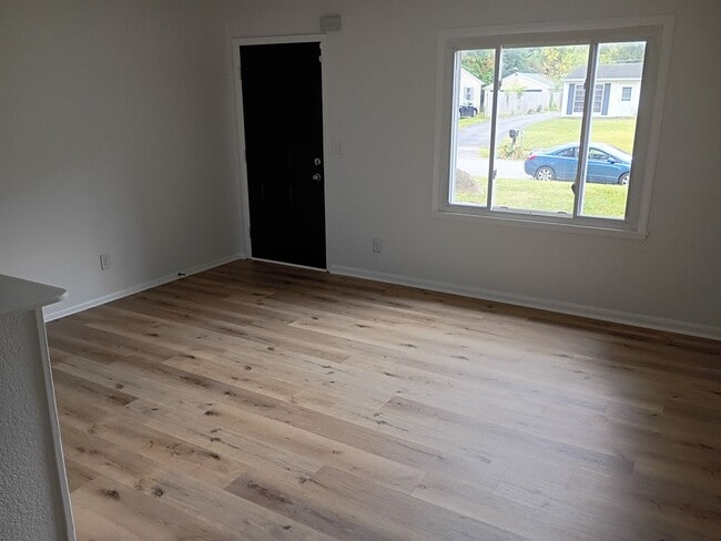 Photo - Updates....Updates.....Updates!!!! 3 Bed 2...