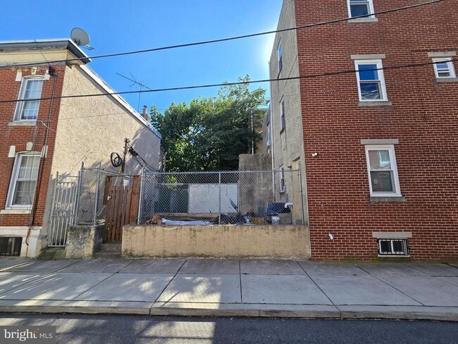 Photo - 1805 S 5th St