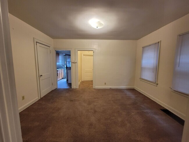 2048 Iuka Ave Unit B