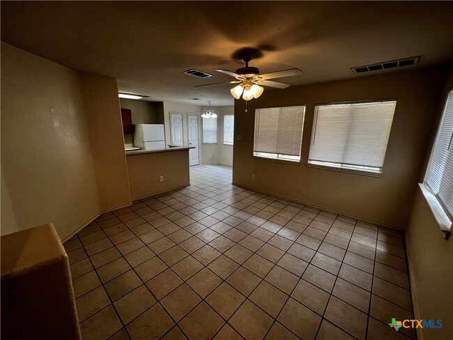 Building Photo - 851 Sagewood Trail Rental
