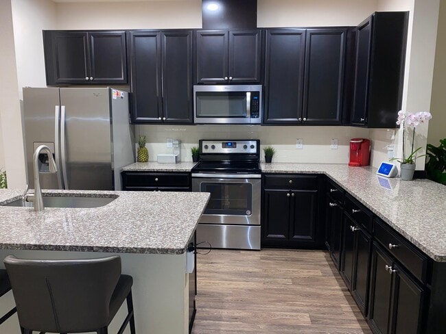 Building Photo - 6549 Calamondin Dr Rental