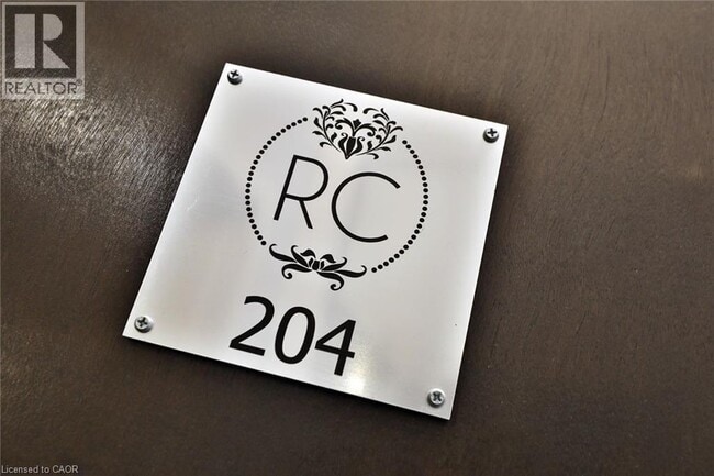 Photo - 112 King St E Unit 204