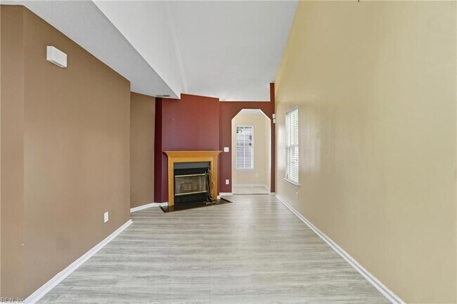 Photo - 716 Aylesbury Dr Unit X1705