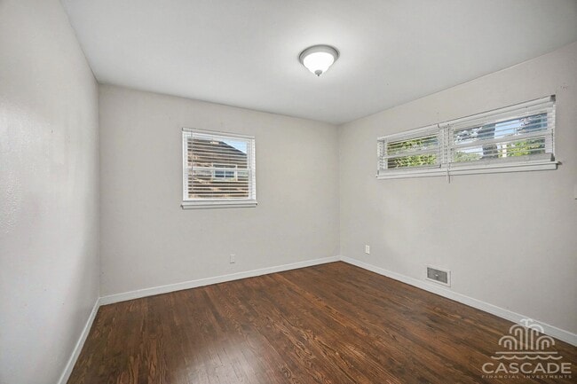 Photo - 7745 Nall Ave