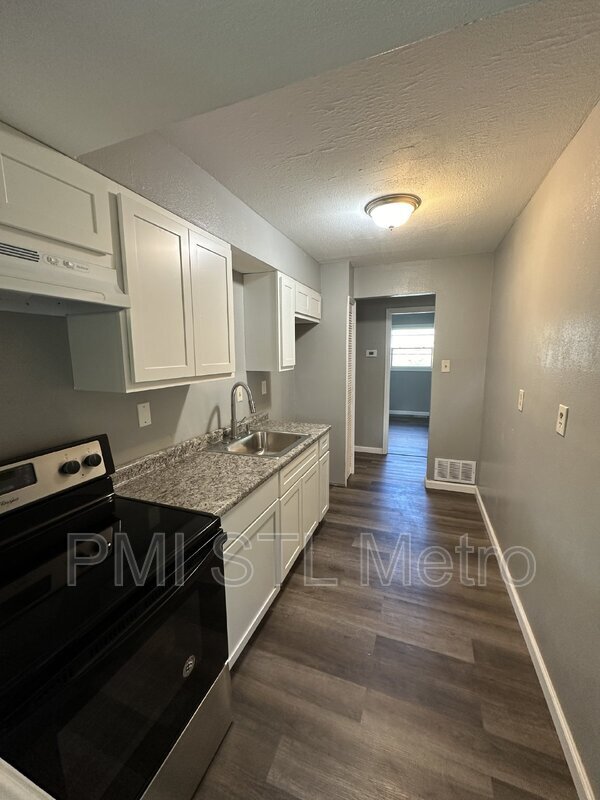 236 Cameron Rd House House Rental in St. Louis, MO