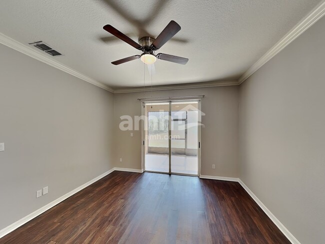 Photo - 1560 Mountclair Ct