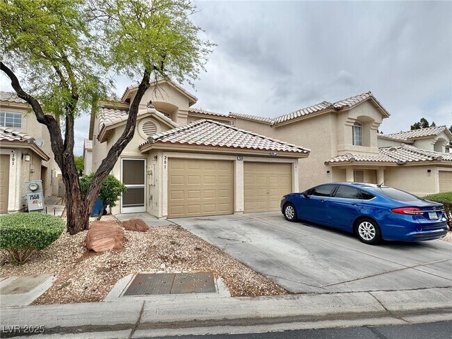 Photo - 7556 Violet Vista Ave Unidad 201 Rental