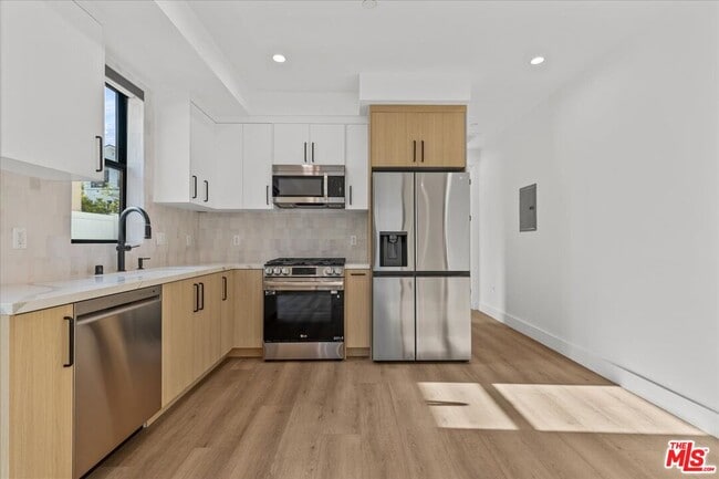 Photo - 4823 Satsuma Ave