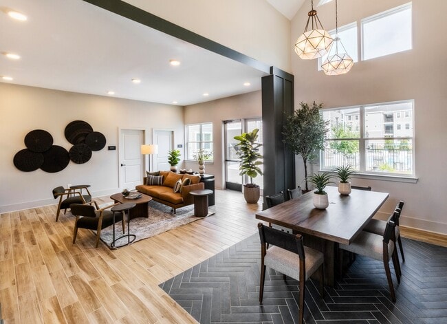Woodlands Creekside