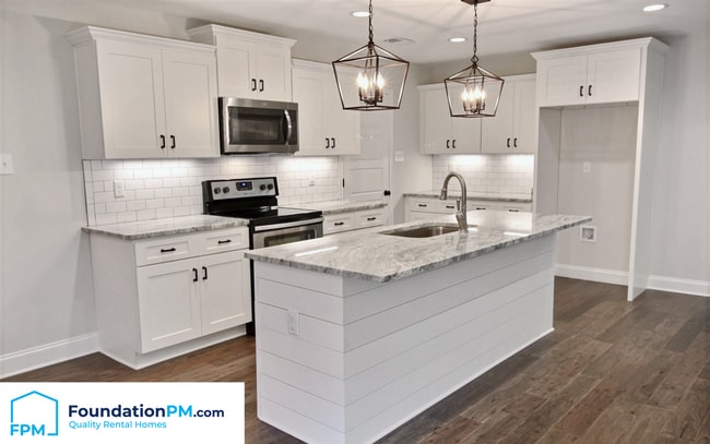 Photo - 1155 Brado Dr