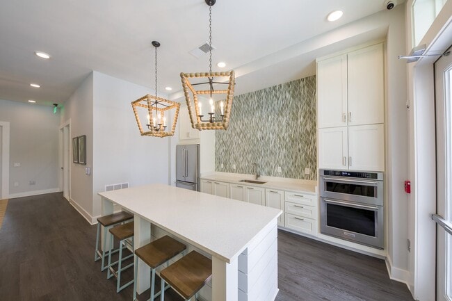 Madison Palms | Jacksonville, FL | Clubroom with Kitchen and TV
