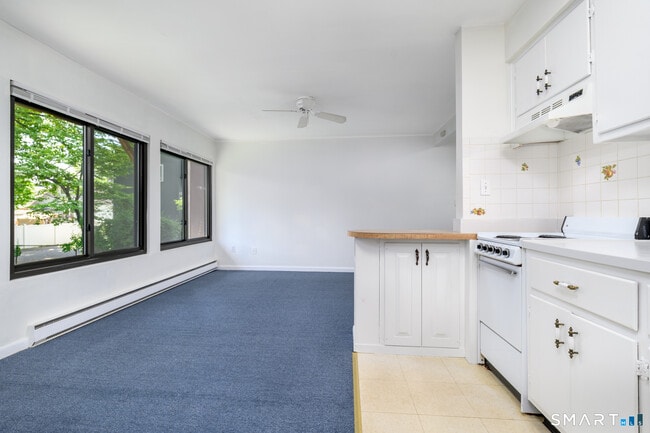 Photo - 445 Hope St Unit 2