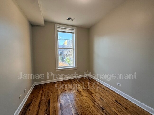 Photo - 2213 W Washington Blvd Unit 2R