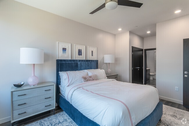 2 BR, 2 BA - Guest Bedroom