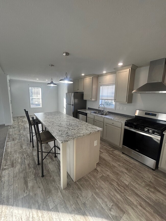 Photo - 54 Hickory Ln