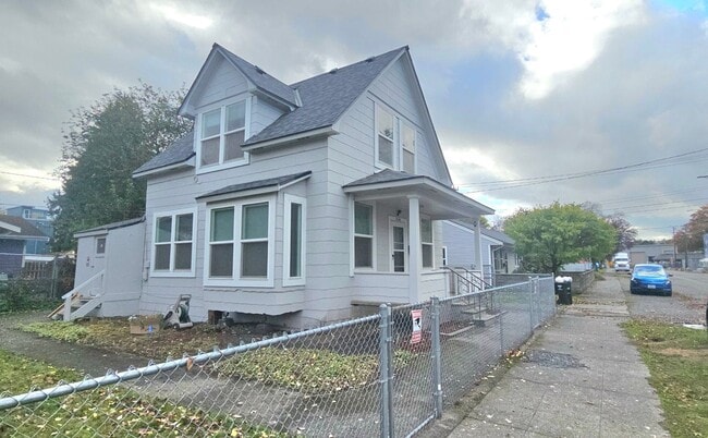 Photo - 2 story, 3bed/1bath Georgetown Gem