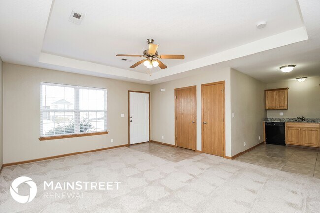 Photo - 211 Golfview Dr