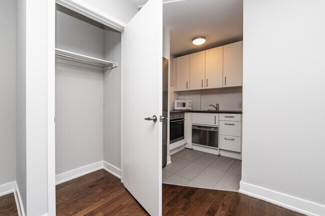 Photo - 56 Maitland Street Unit 212