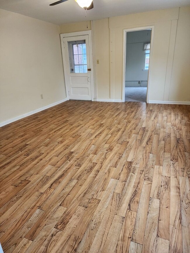 Photo - 1 E Elger St Unit 2