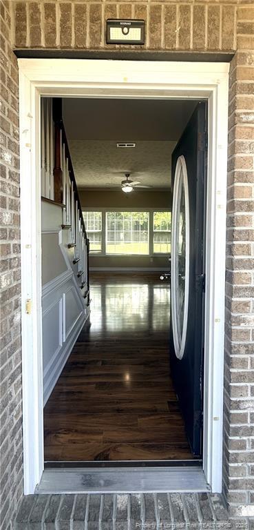 Photo - 422 Jamestown Ave