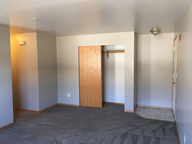 Photo - Baker Building