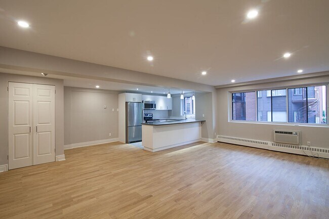 Photo - 3421 Rue Drummond Unit 28
