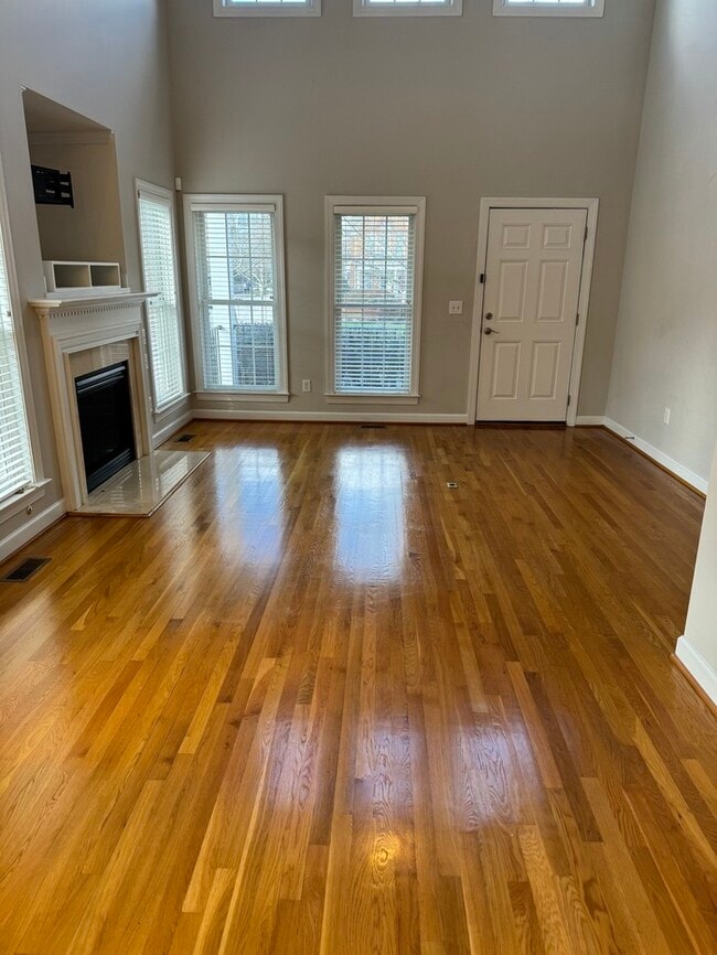 Photo - Port Warwick Luxury attached Home End Unit