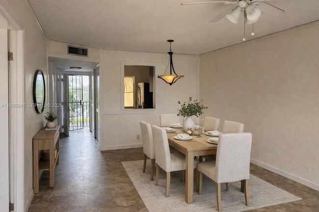 Photo - 8620 N Sherman Cir Unit 406