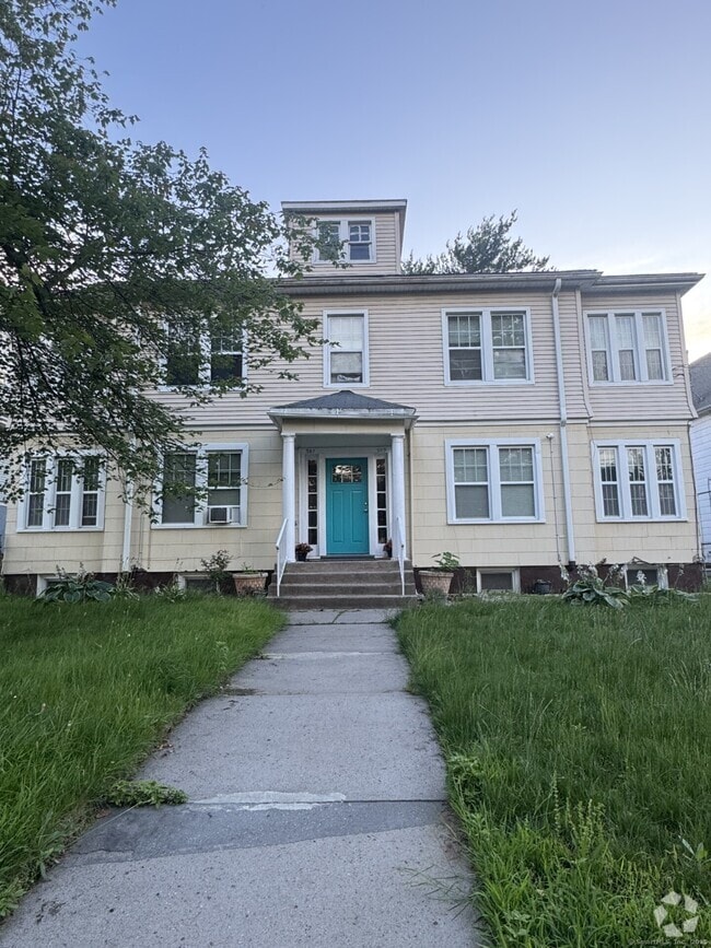 Building Photo - 587 Blue Hills Ave Rental