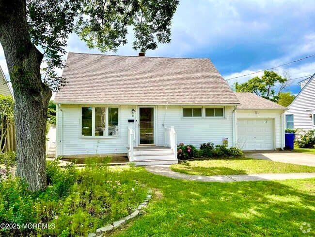 Building Photo - 18 Point O Woods Dr Rental