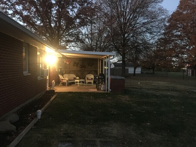 Back Porch - 235 Woodlawn Dr