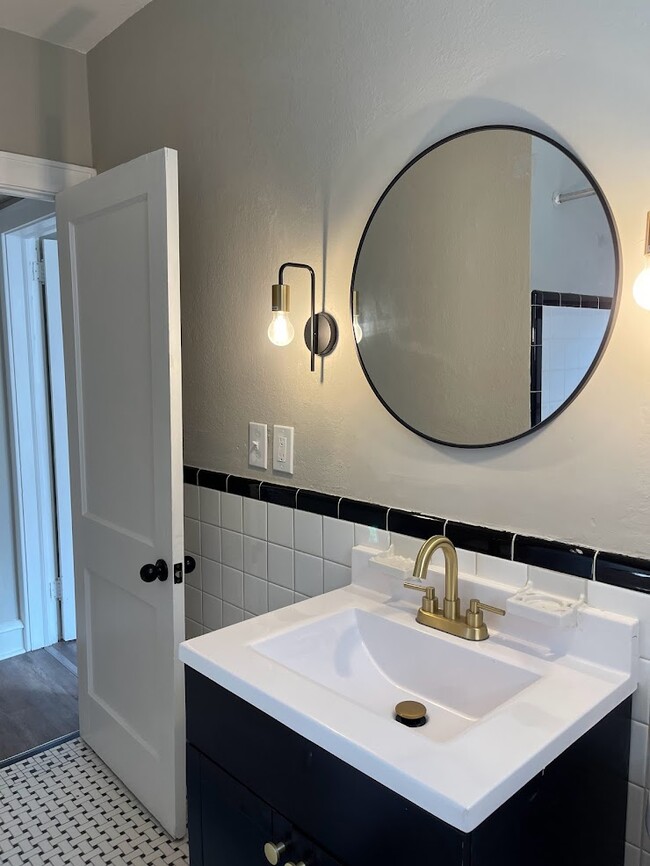 Photo - 111 Maffett St Unit 111 A