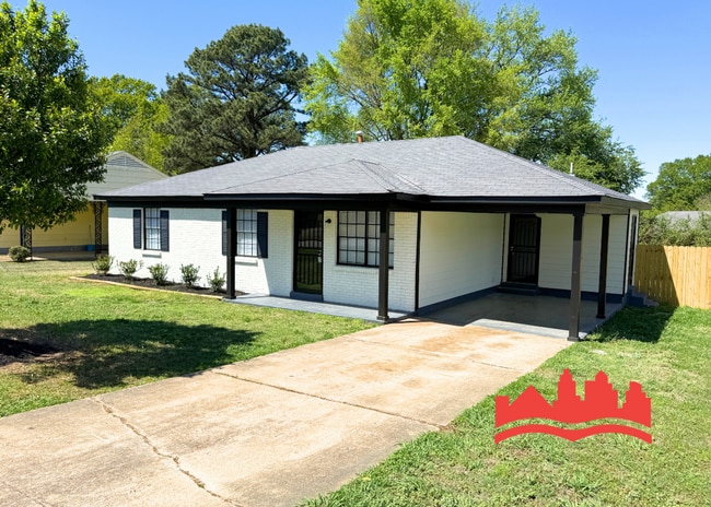 Photo - 172 Loraine Rd